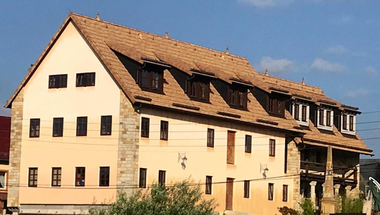 Ferienwohnung Penzlin Im Rittergut Leppersdorf Bei Dresden Wachau Exterior foto