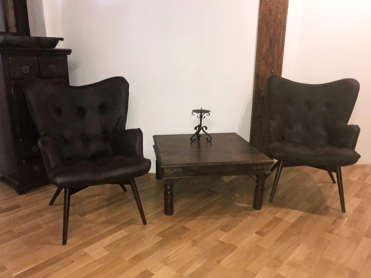 Ferienwohnung Penzlin Im Rittergut Leppersdorf Bei Dresden Wachau Exterior foto